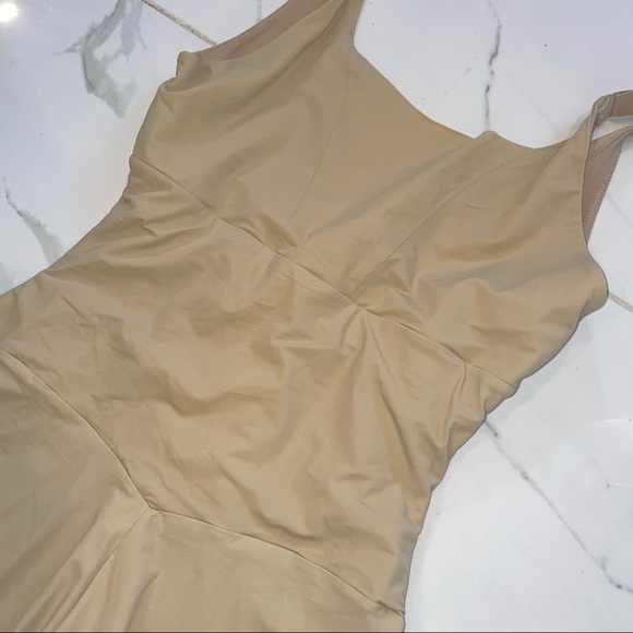 Sweet Nothing Tan Full body Shaper - Picture 4 of 5